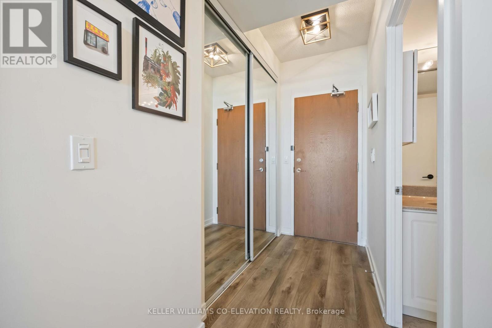 2511 - 219 Fort York Boulevard, Toronto, ON - Indoor Photo Showing Other Room