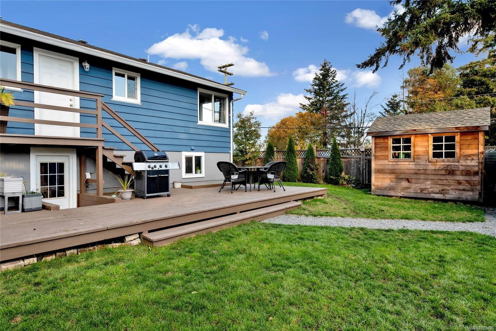 1013 Strathmore St, Nanaimo, BC