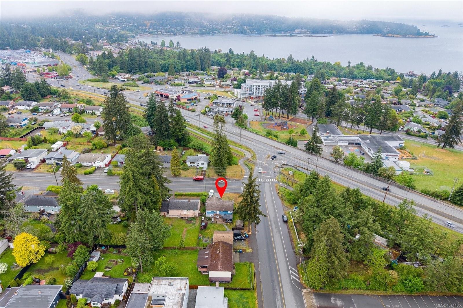 1013 Strathmore St, Nanaimo, BC