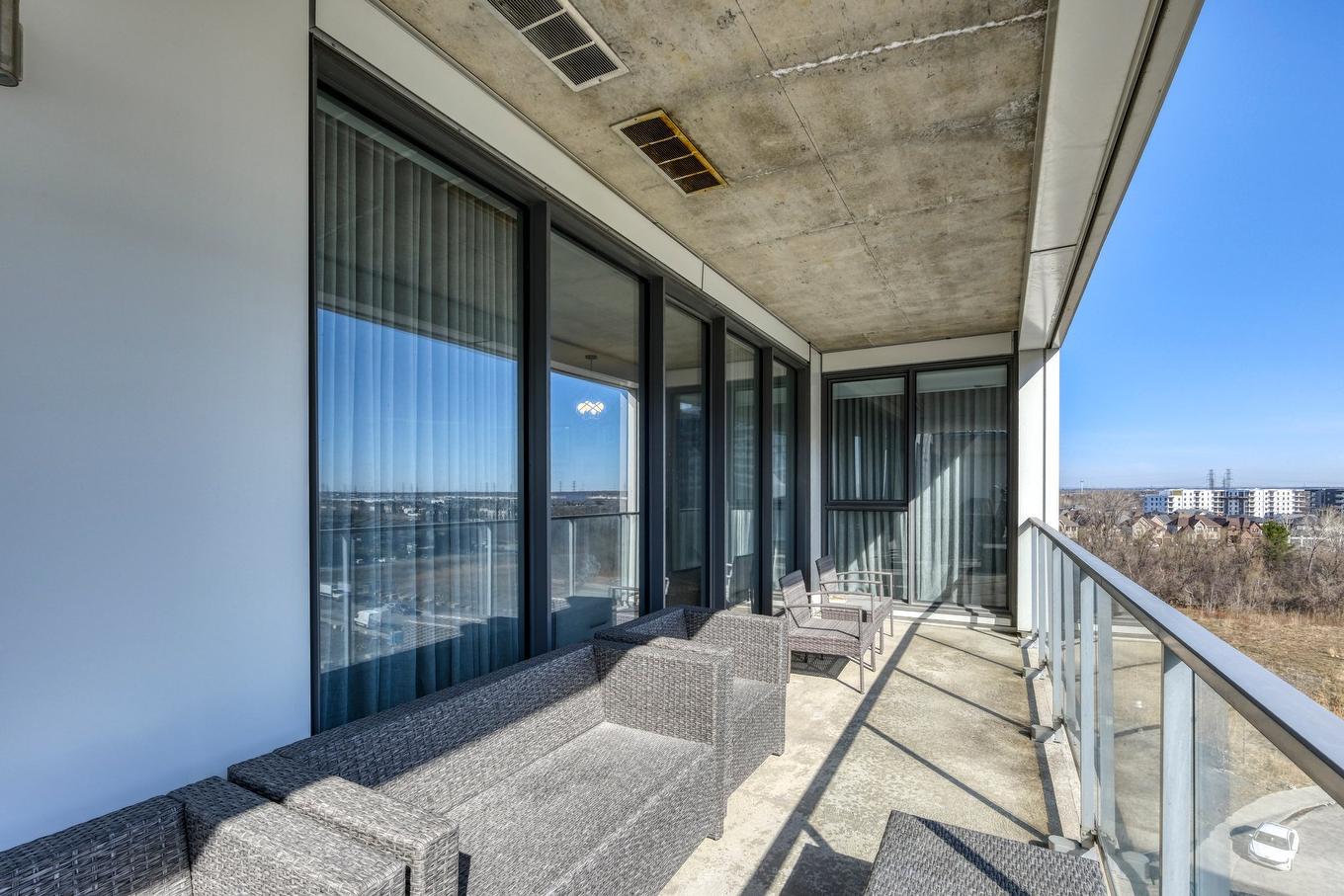 Terrasse - 706-4001 Rue Elsa-Triolet, Laval (Chomedey), QC - Outdoor With Exterior