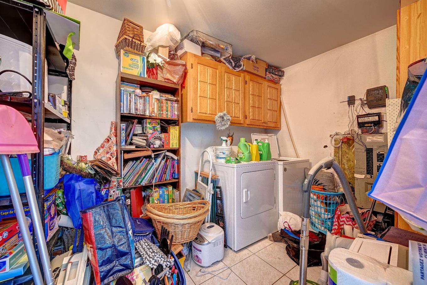 Salle de lavage - 37 84E Avenue E., Blainville, QC - Indoor