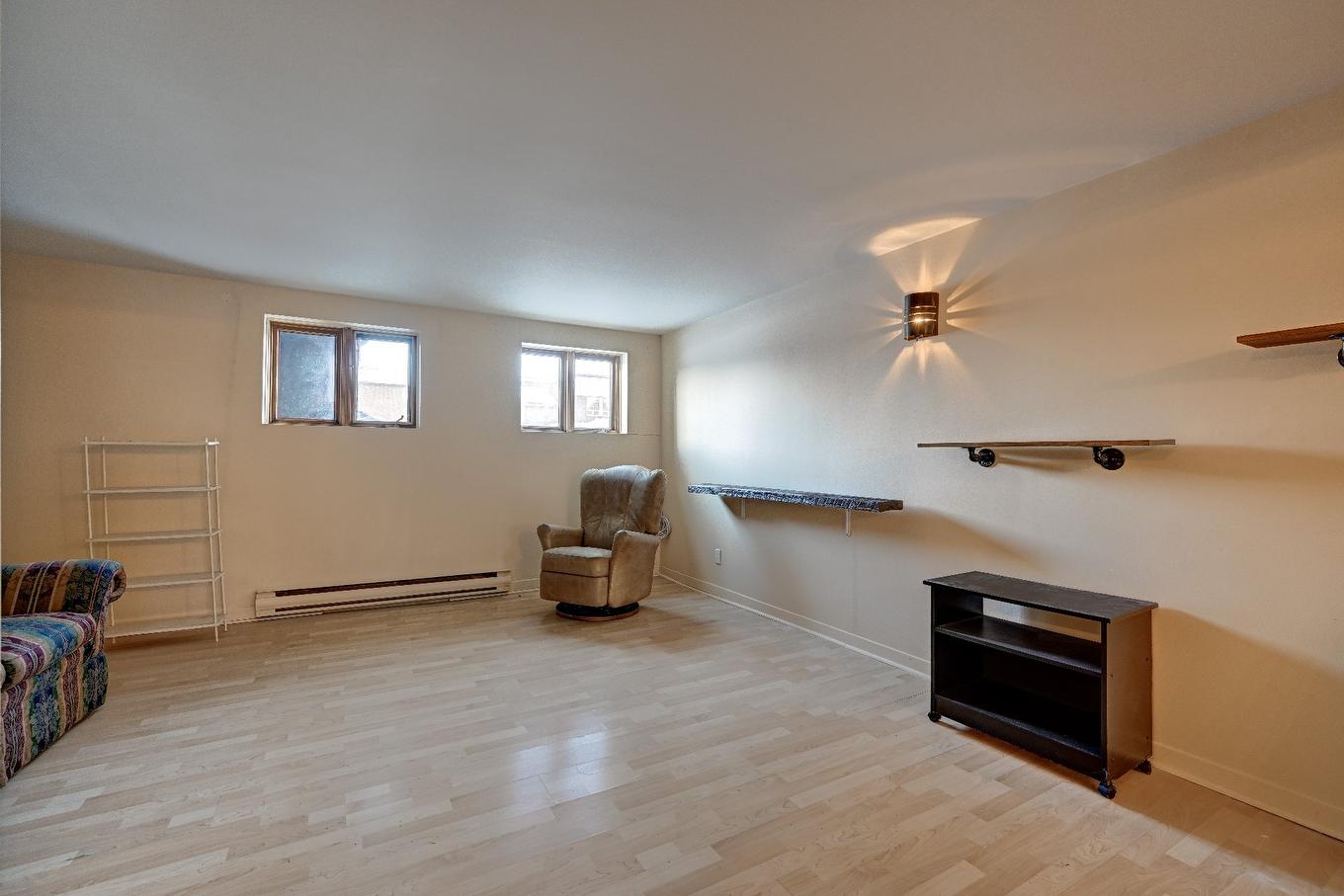 Salle familiale - 37 84E Avenue E., Blainville, QC - Indoor