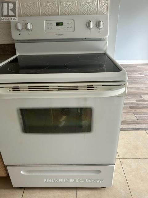 Entire House - 13 Srigley Street, Barrie, ON - Indoor