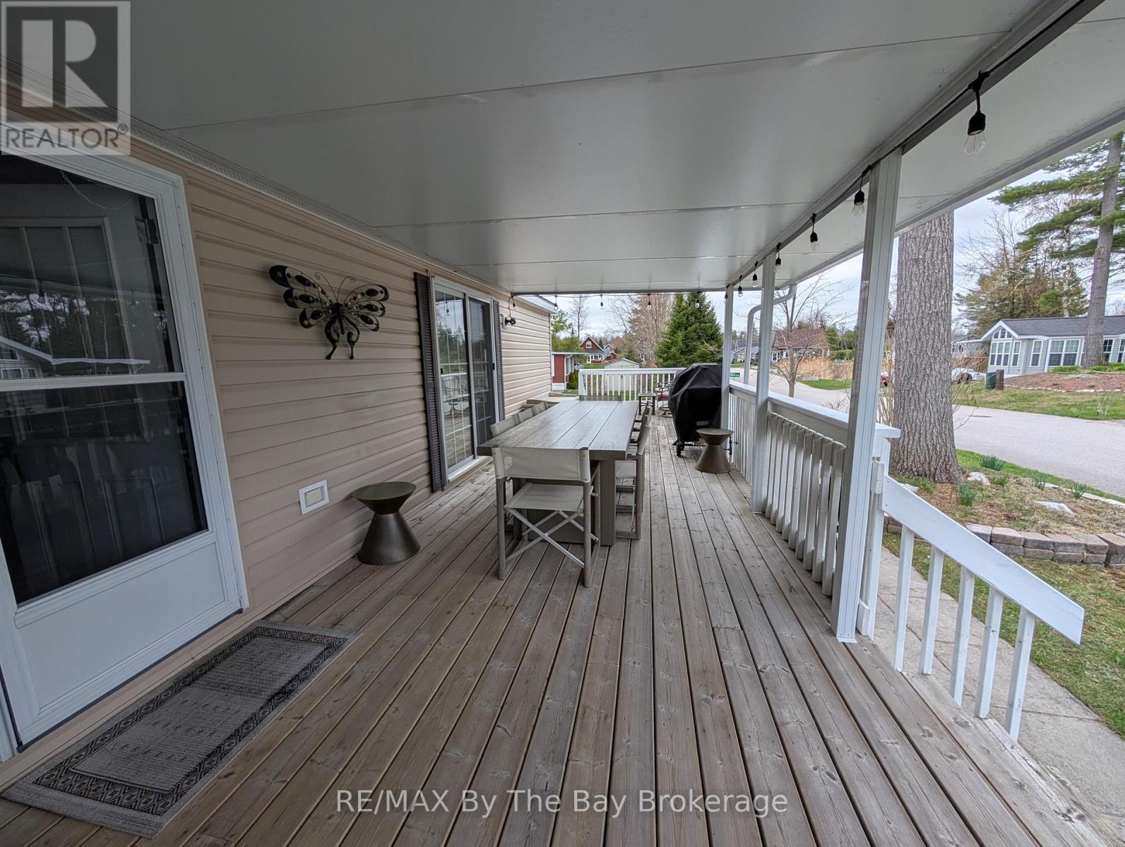 2 White Pines Trail, Wasaga Beach, ON - Outdoor With Deck Patio Veranda With Exterior