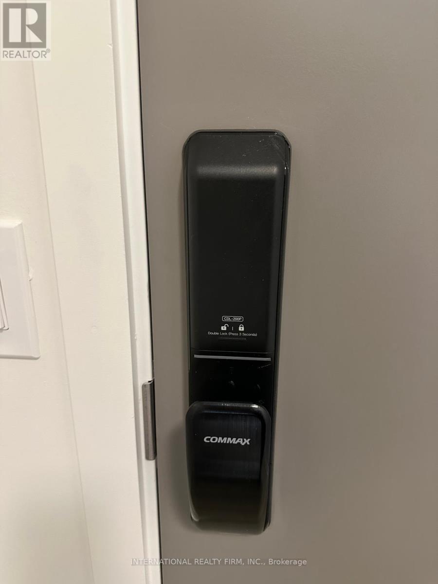 1303 - 3071 Trafalgar Road, Oakville, ON -