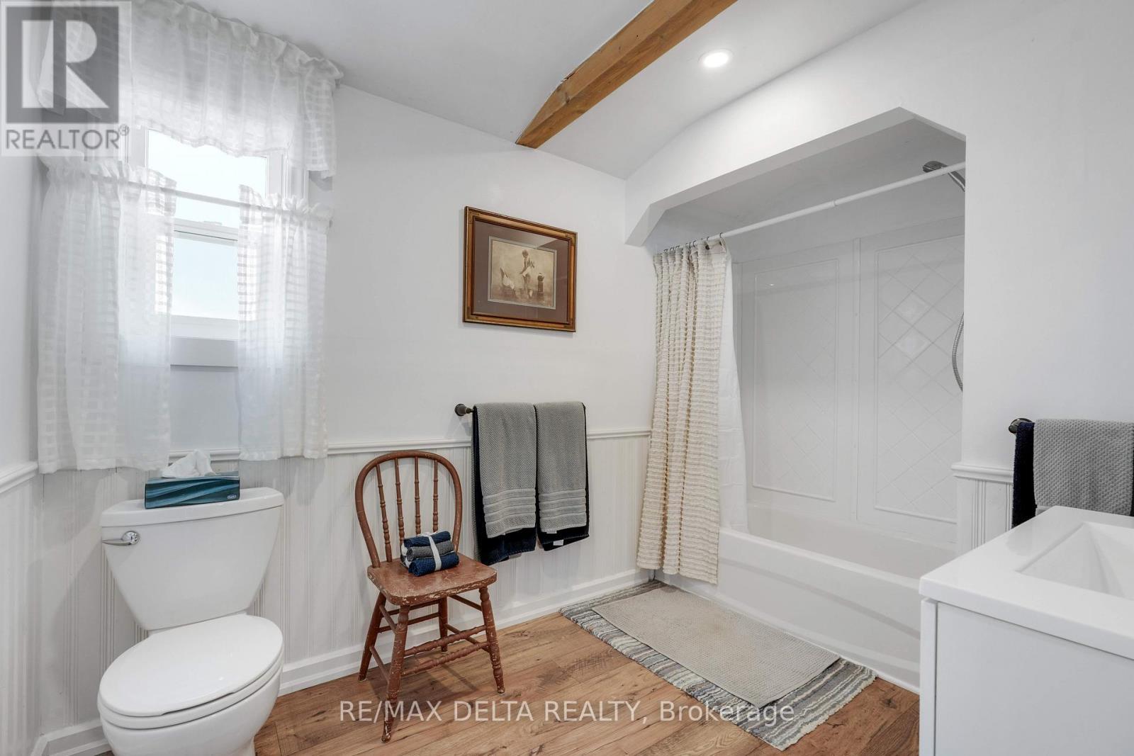 Main Floor 3-pc Bath - 611 & 613 St Isidore Street, The Nation, ON - Indoor Photo Showing Bathroom
