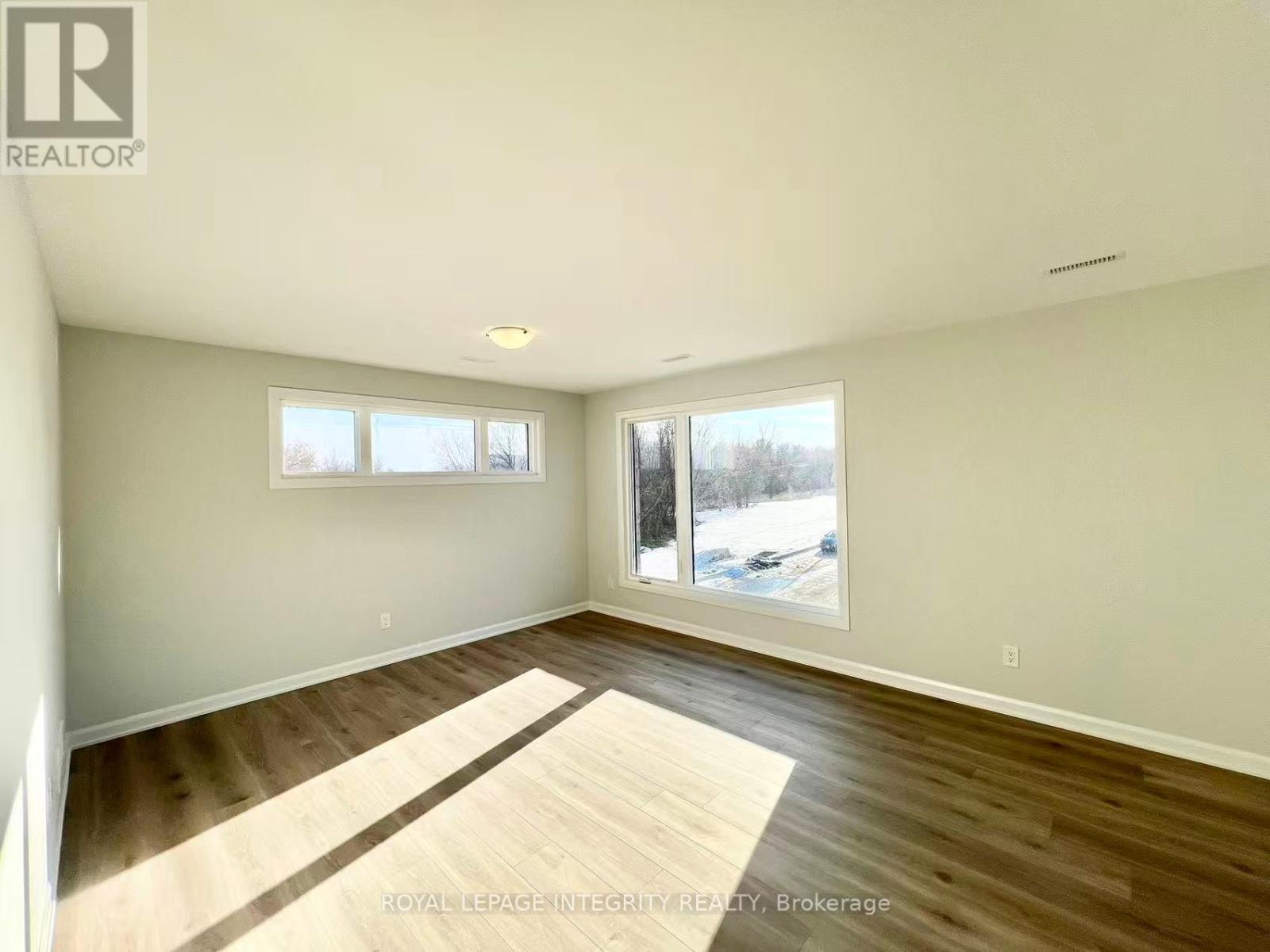 1118 Creekway Private, Ottawa, ON - Indoor Photo Showing Other Room