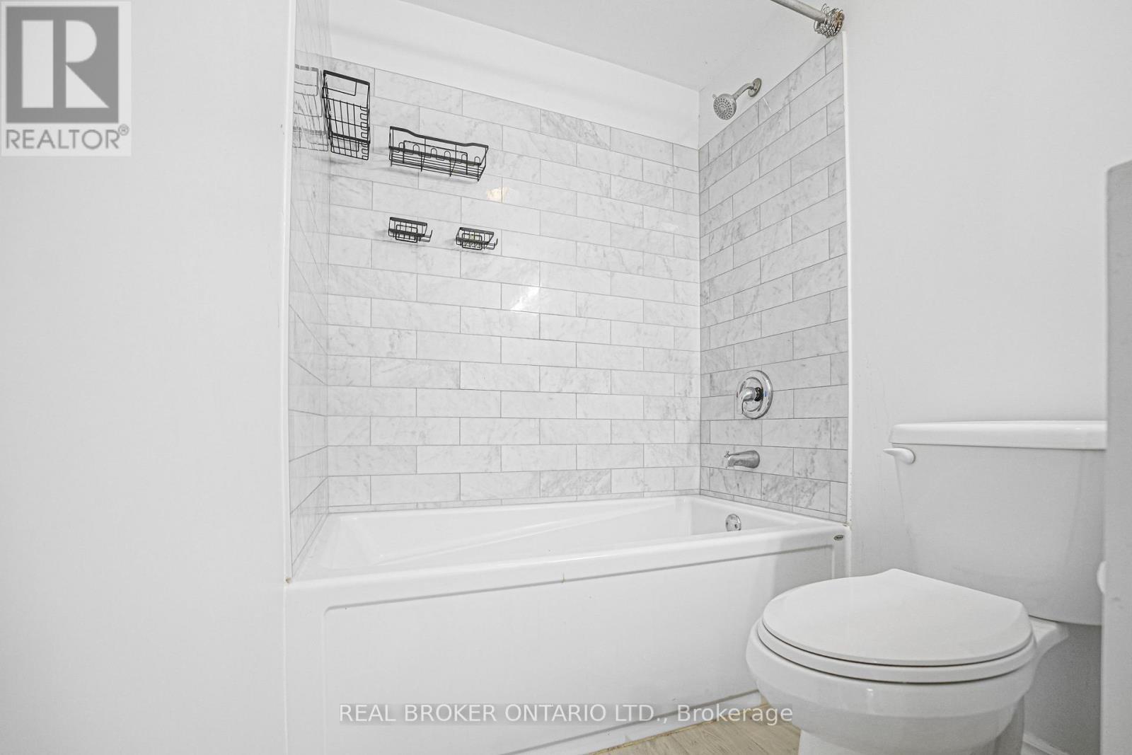 10 - 890 Cahill Drive W, Ottawa, ON - Indoor Photo Showing Bathroom