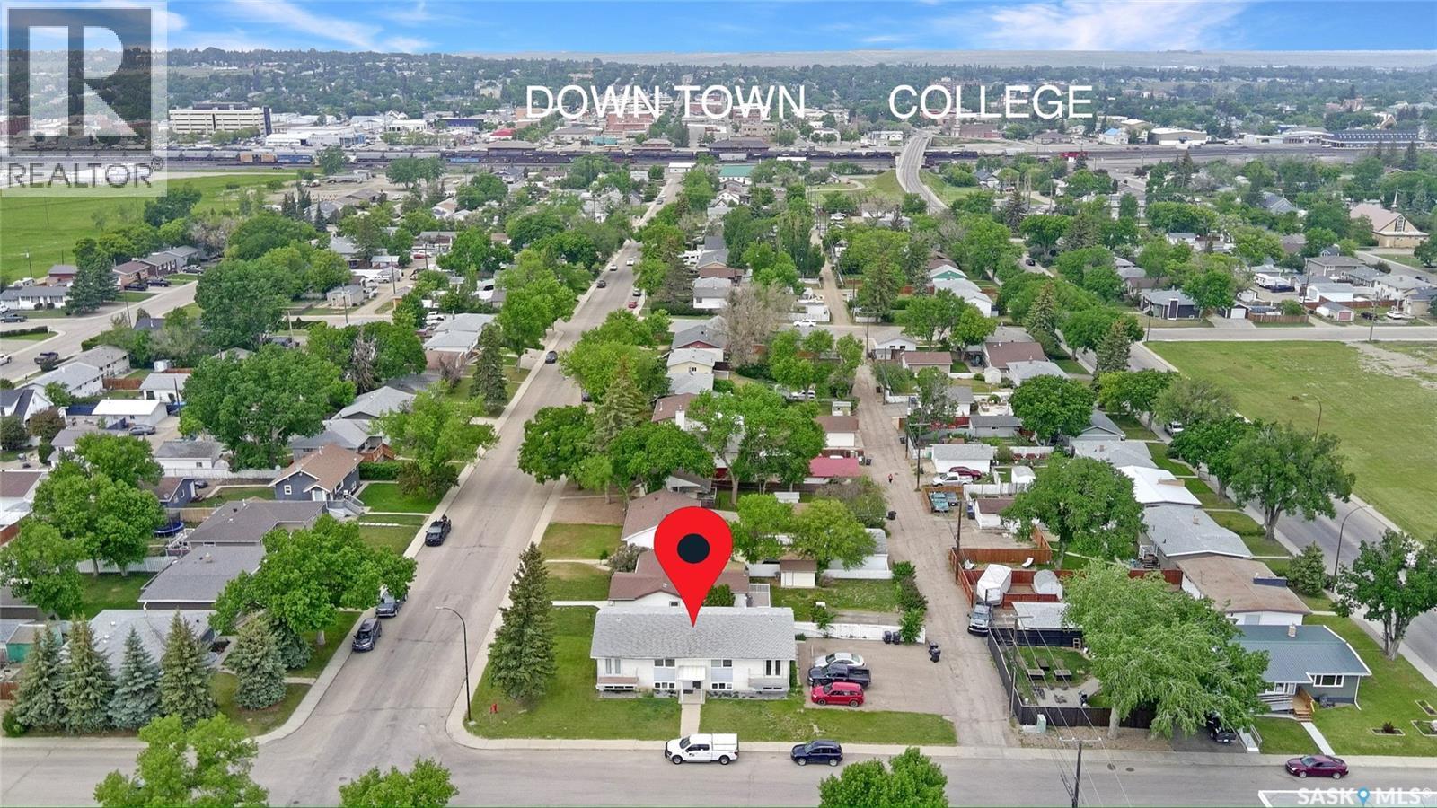 275 Central Avenue S, Swift Current, SK - Outdoor With View