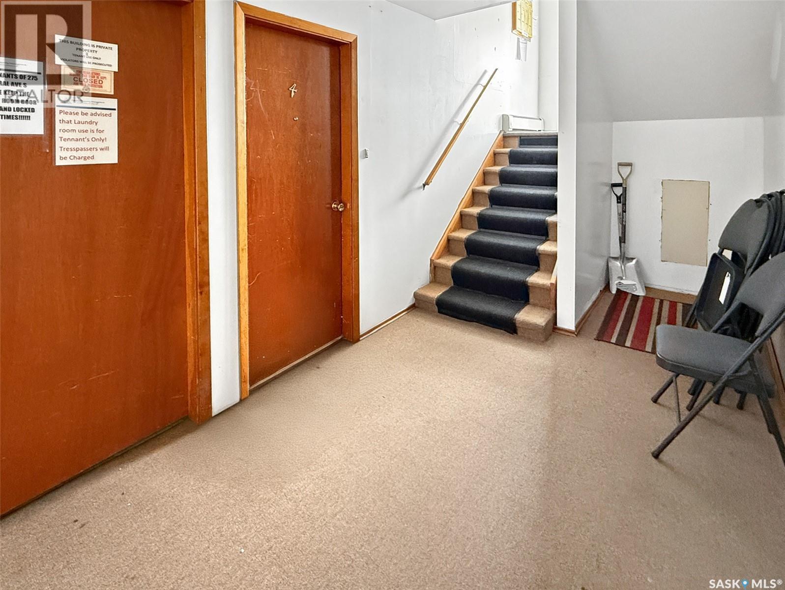 275 Central Avenue S, Swift Current, SK - Indoor