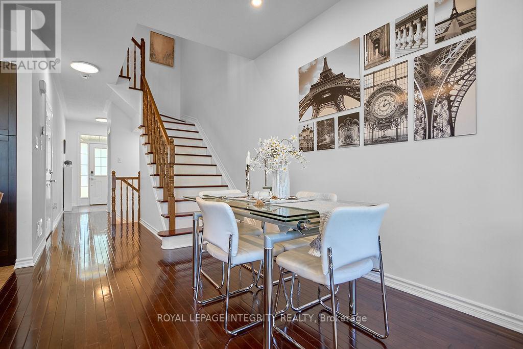 114 Battersea Crescent, Ottawa, ON - Indoor Photo Showing Dining Room