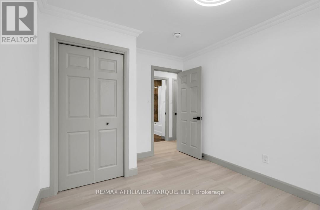 814 Alice Street, Cornwall, ON - Indoor Photo Showing Other Room