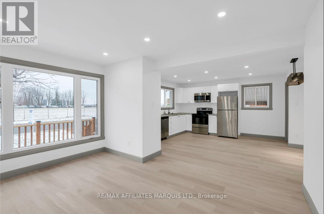 814 Alice Street, Cornwall, ON - Indoor