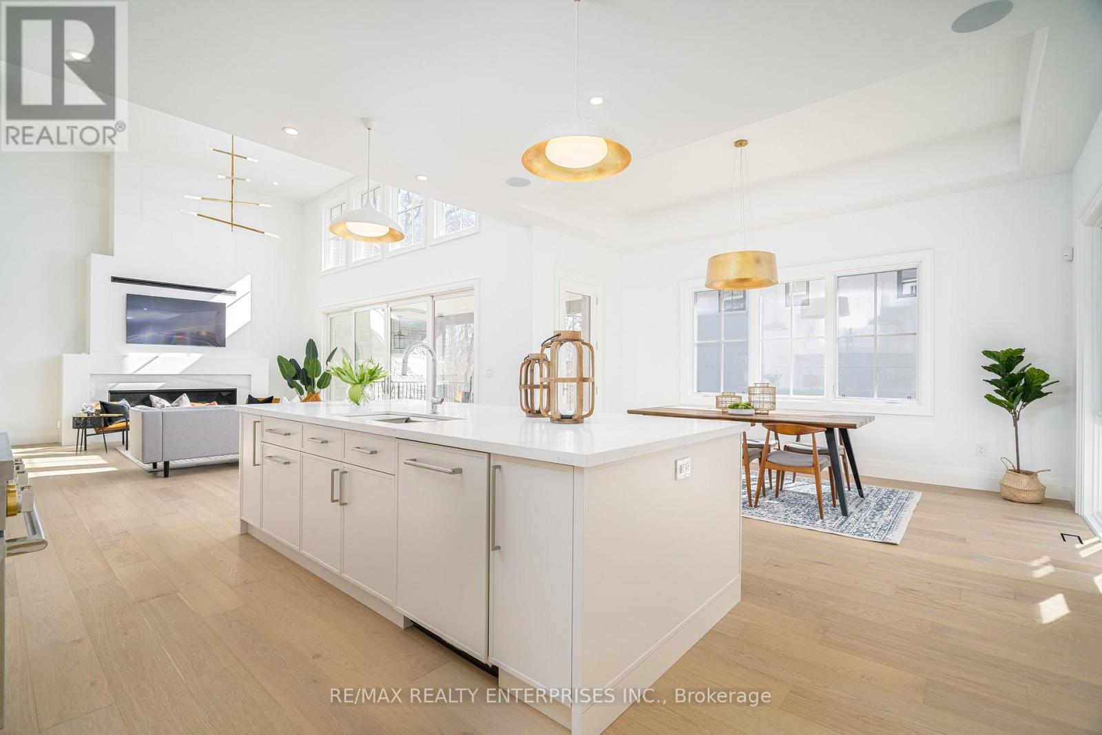 1322 Minaki Road, Mississauga, ON - Indoor