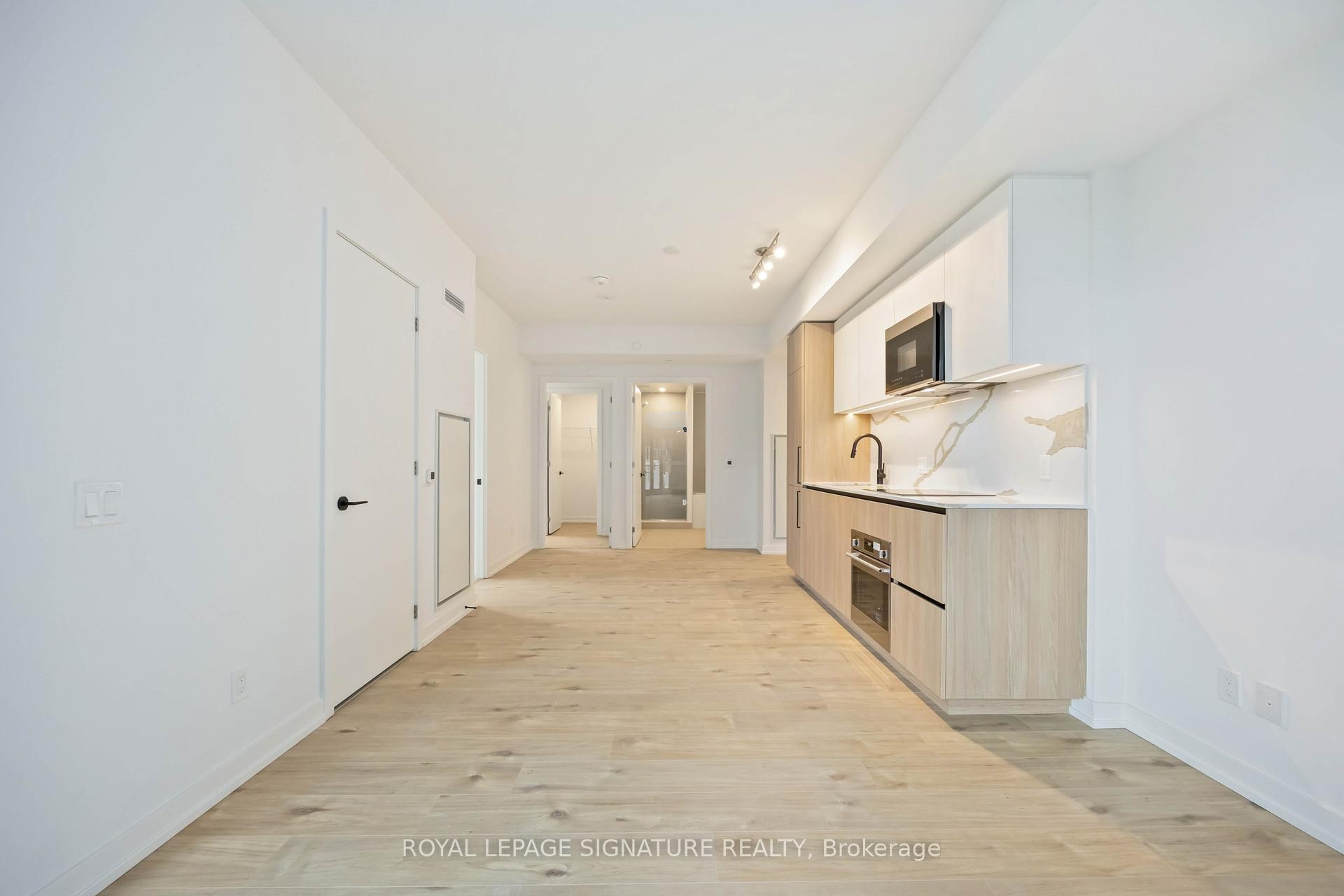 1204-33 Parliament Street, Toronto, ON - Indoor Photo Showing Other Room