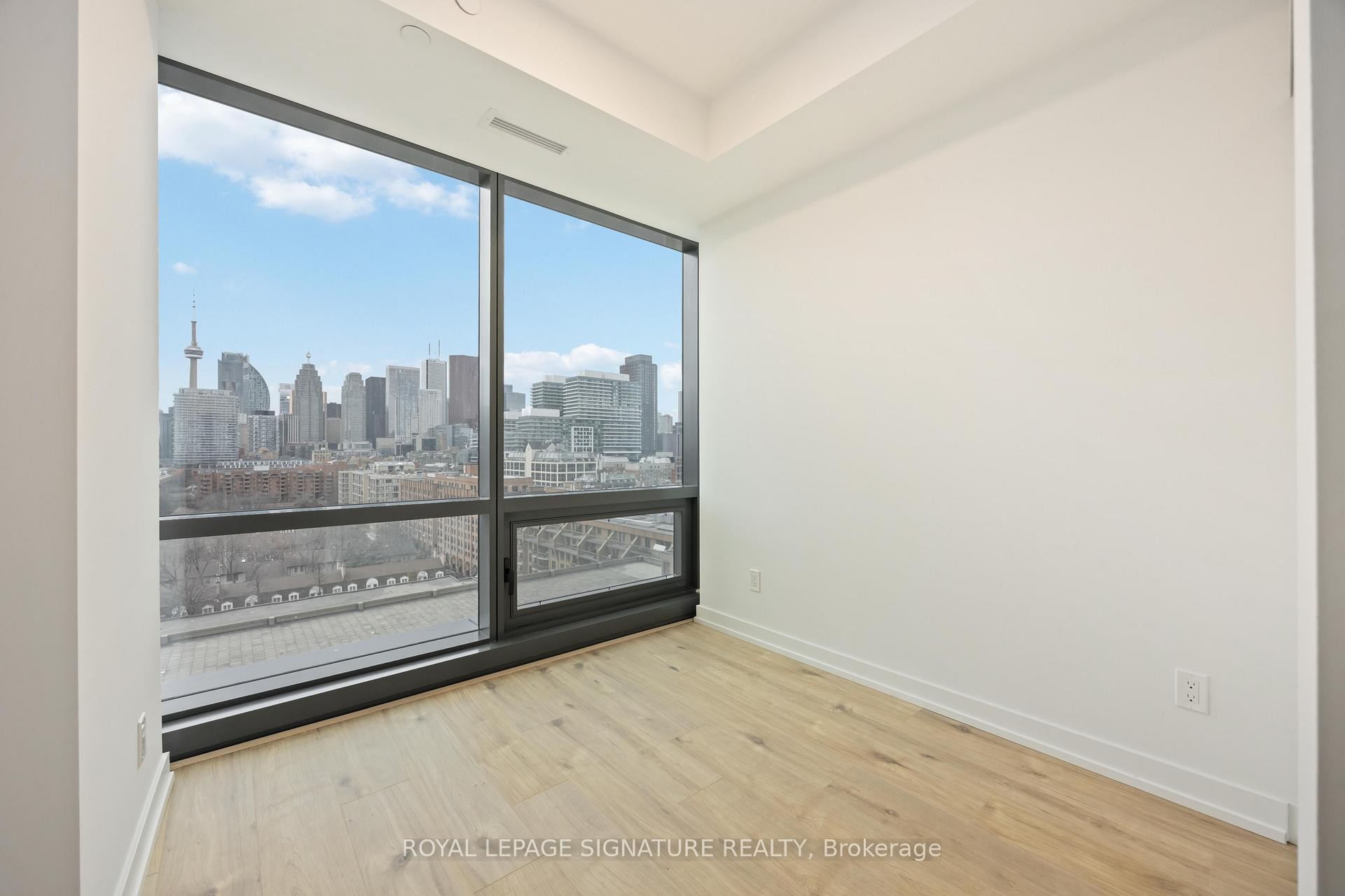 1204-33 Parliament Street, Toronto, ON - Indoor Photo Showing Other Room