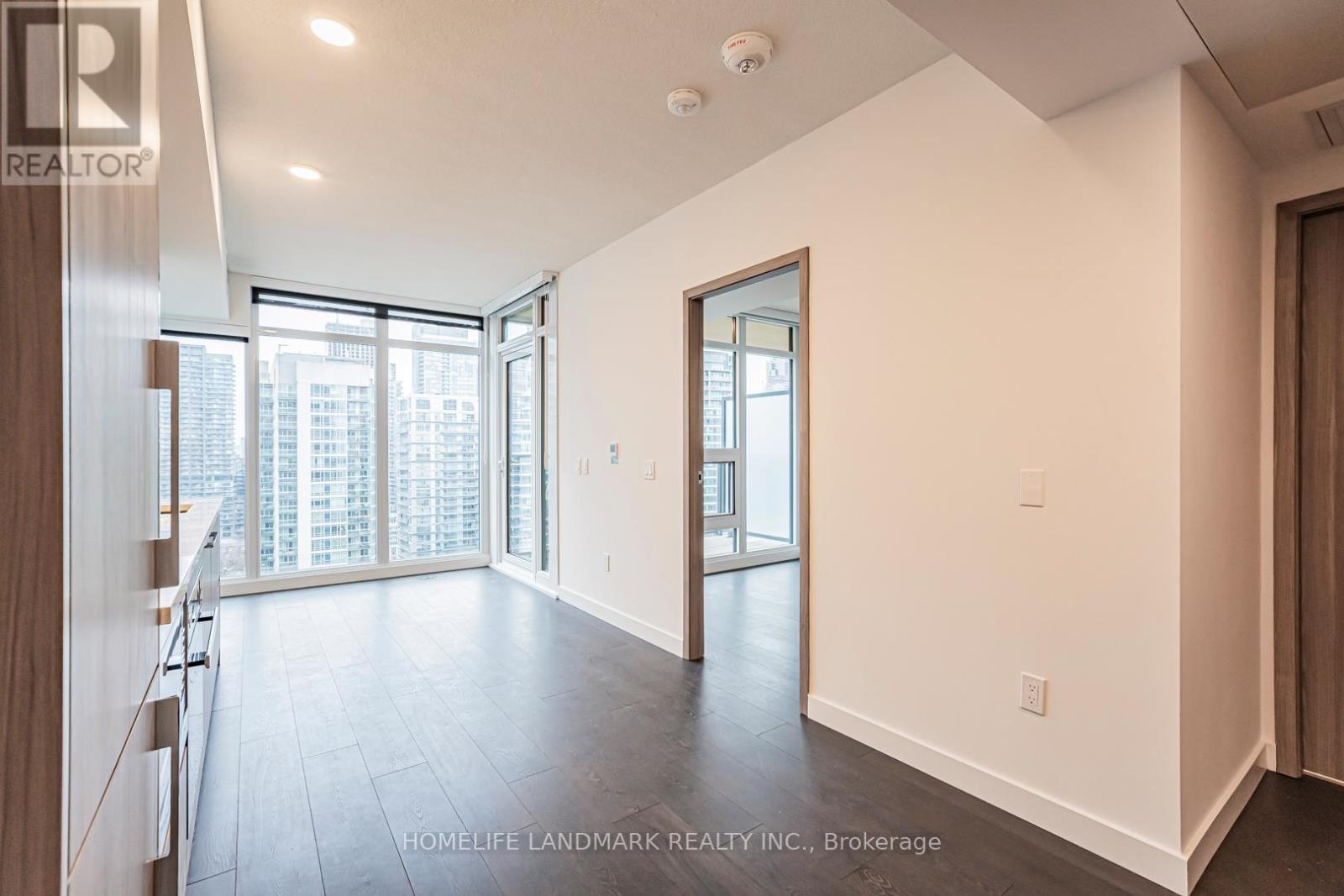 2315 - 1 Concord Cityplace Way, Toronto, ON - Indoor Photo Showing Other Room