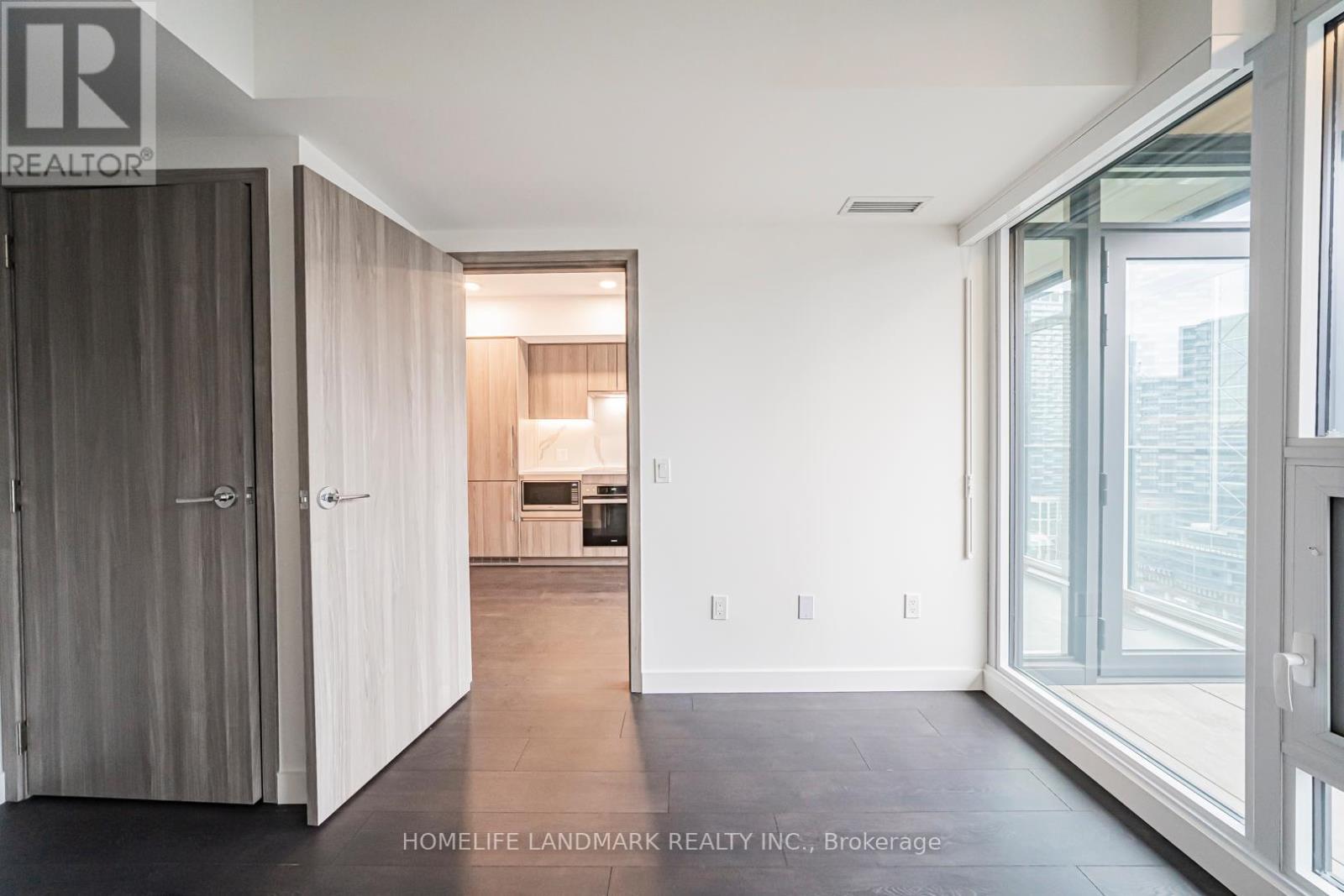 2315 - 1 Concord Cityplace Way, Toronto, ON - Indoor Photo Showing Other Room