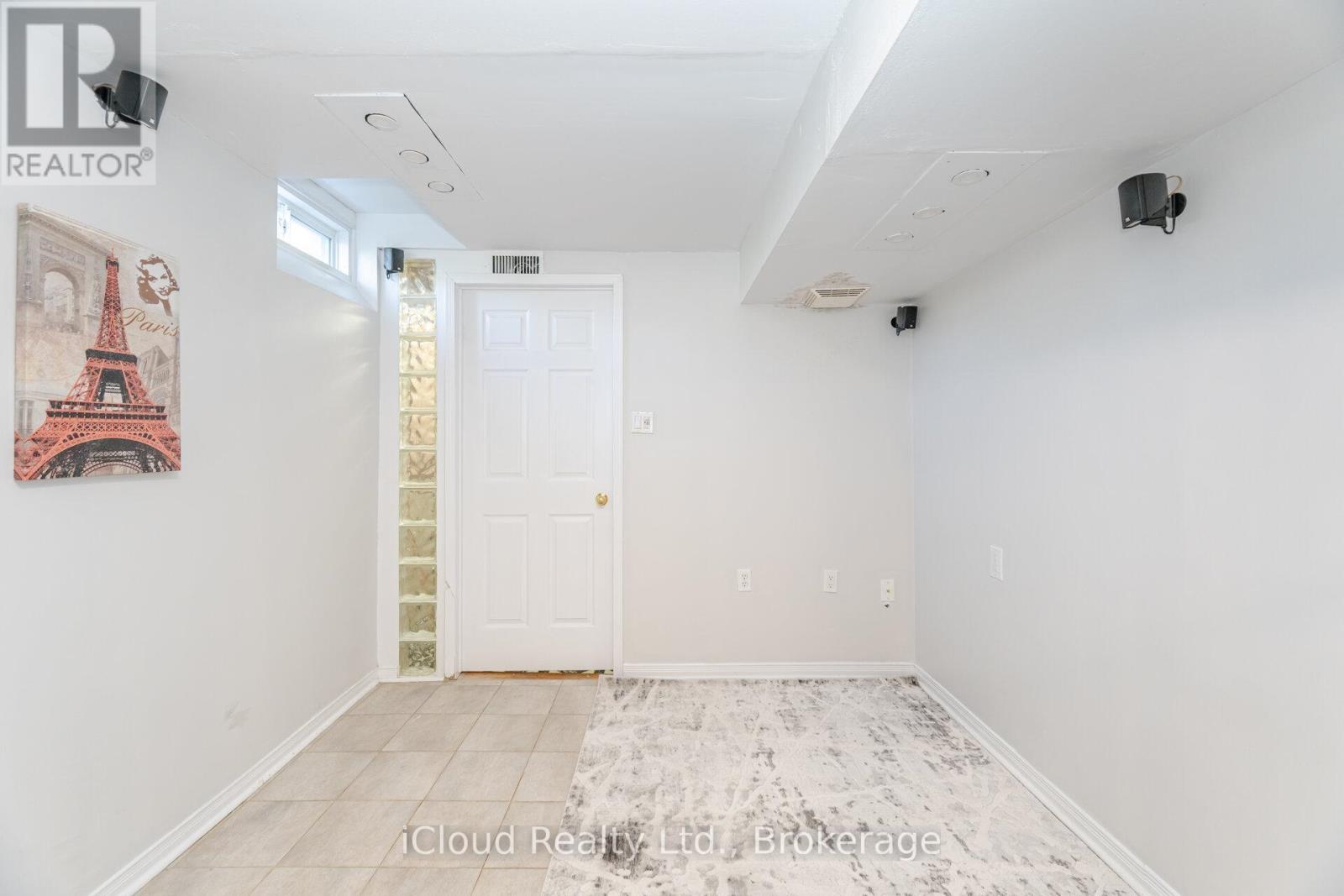 41 - 5659 Glen Erin Drive E, Mississauga, ON - Indoor Photo Showing Other Room