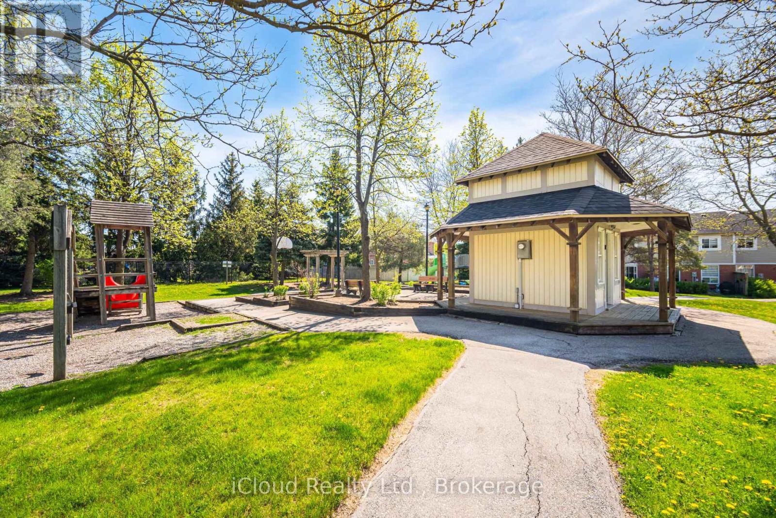 41 - 5659 Glen Erin Drive E, Mississauga, ON - Outdoor