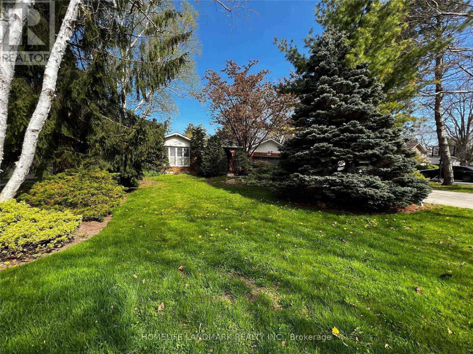 2301 Bennington Gate, Oakville, ON - Outdoor
