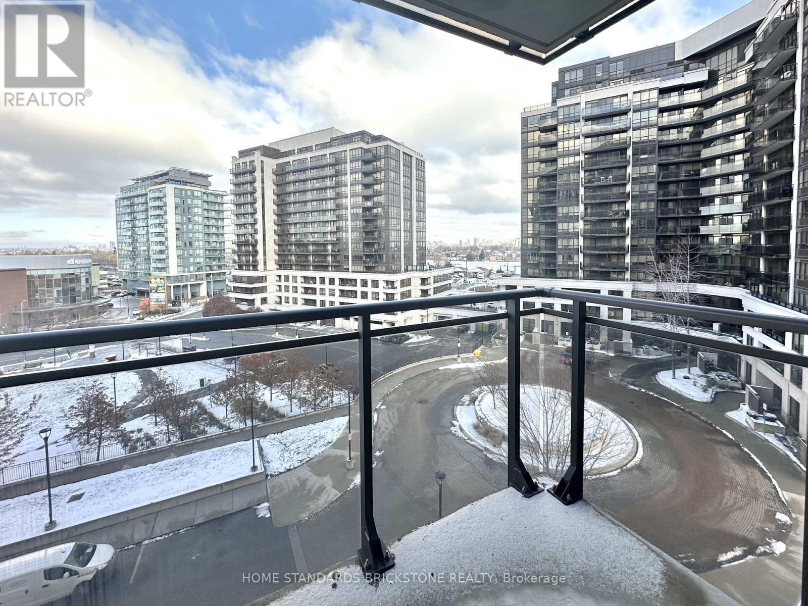 603 - 1070 Sheppard Avenue W, Toronto, ON - Outdoor