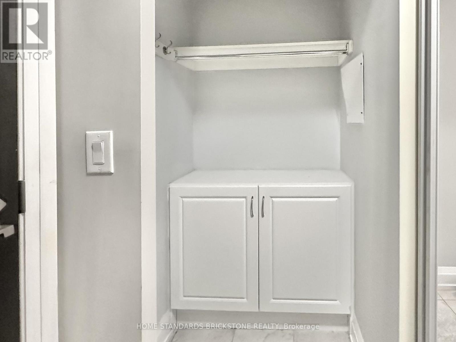 603 - 1070 Sheppard Avenue W, Toronto, ON - Indoor