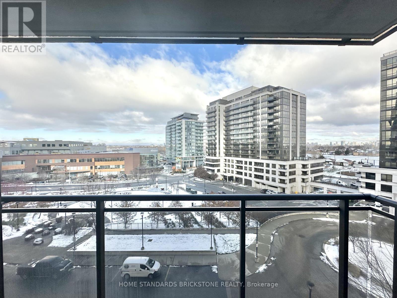 603 - 1070 Sheppard Avenue W, Toronto, ON - Outdoor With View