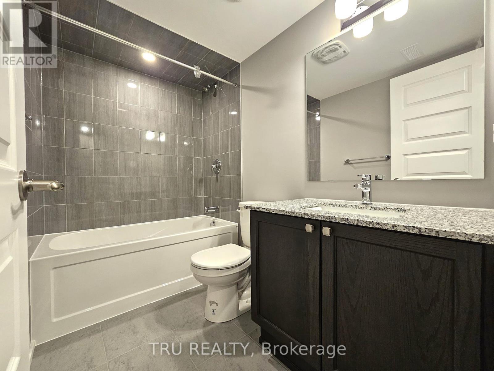 230 Anyolite Private, Ottawa, ON - Indoor Photo Showing Bathroom