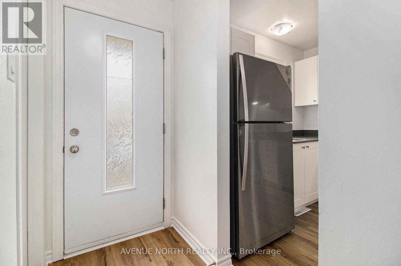 18 - 1444 Foxwell Street, Ottawa, ON - Indoor Photo Showing Other Room