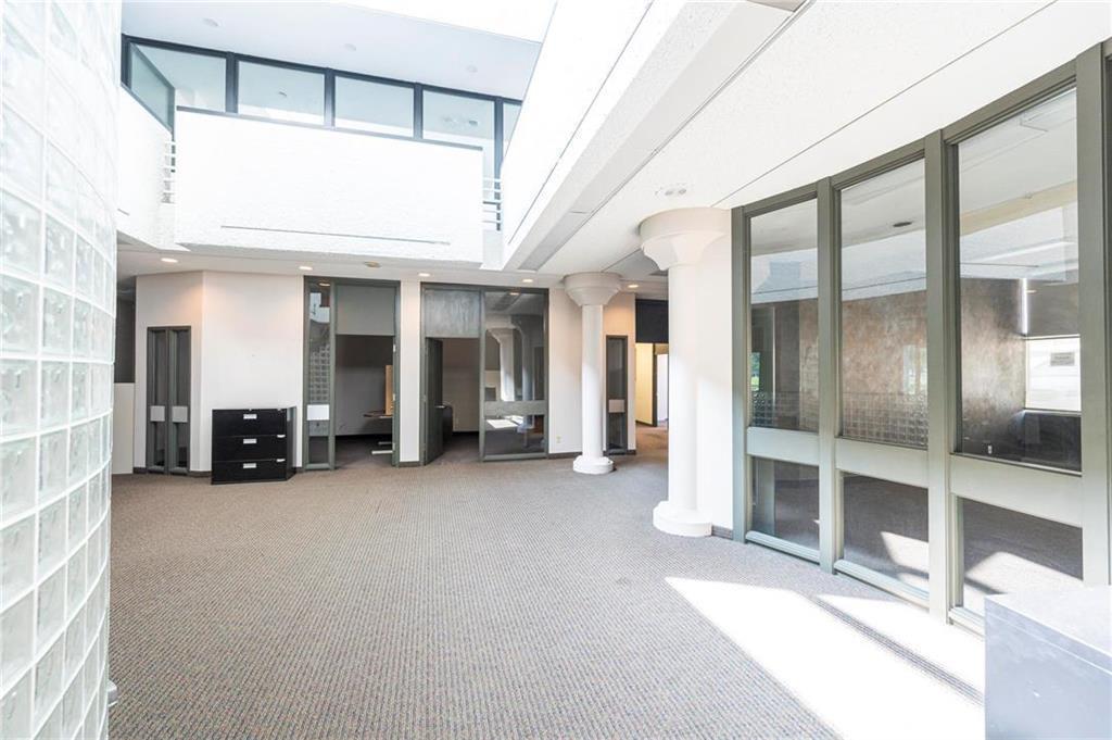 222 Osborne Street N, Winnipeg, MB