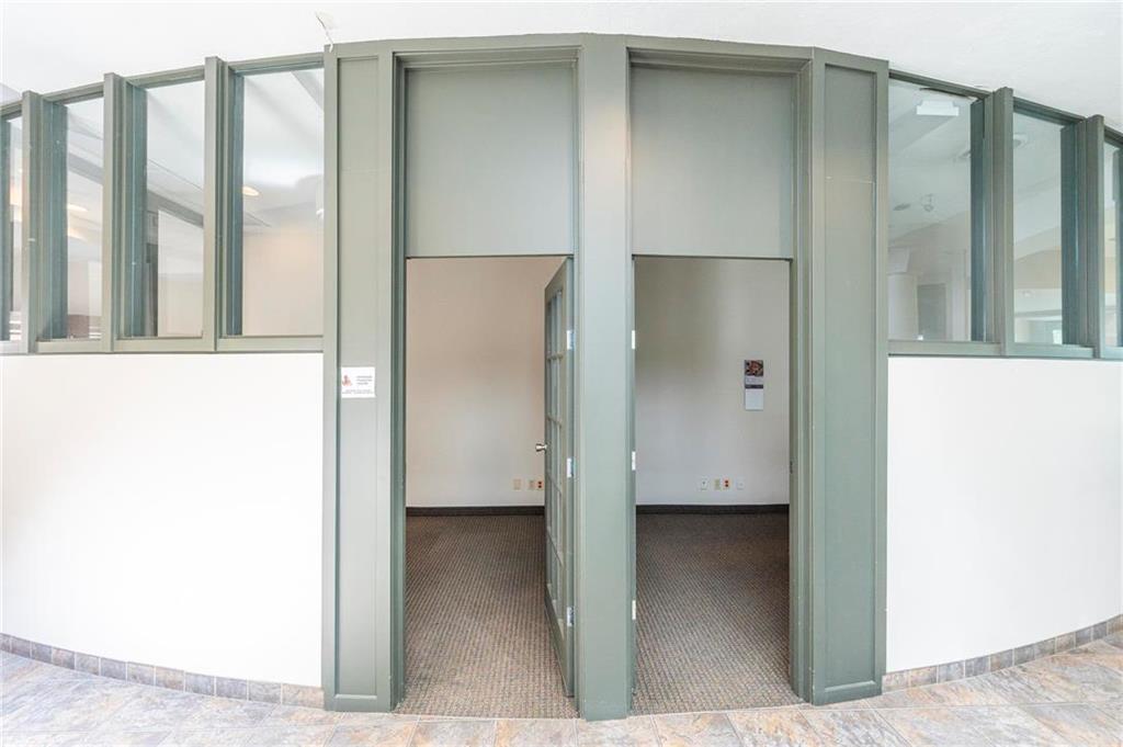 222 Osborne Street N, Winnipeg, MB