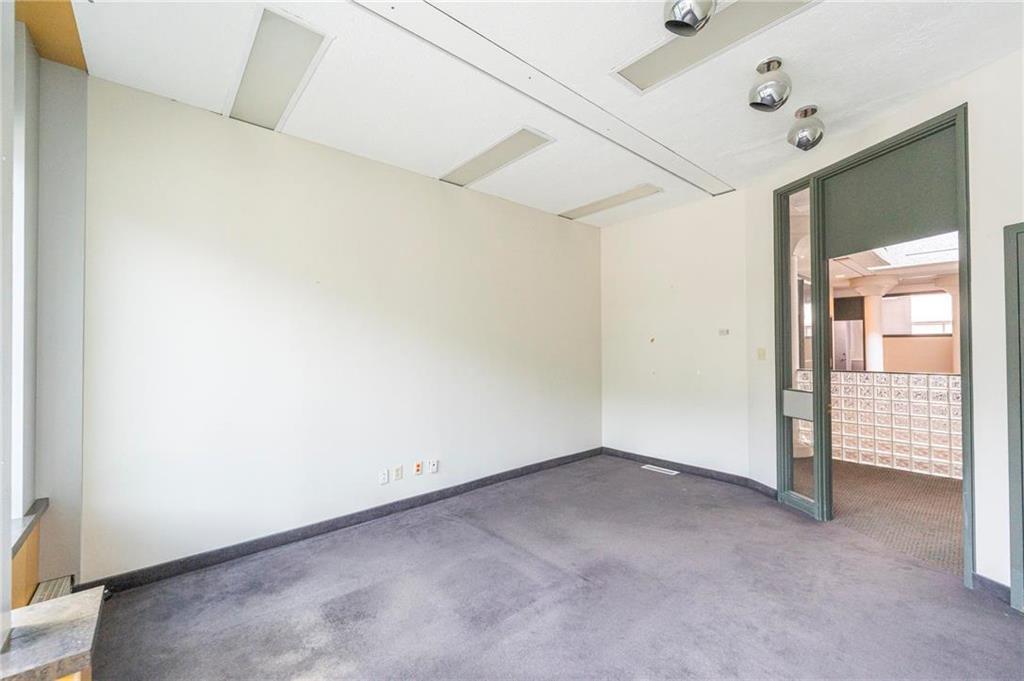 222 Osborne Street N, Winnipeg, MB