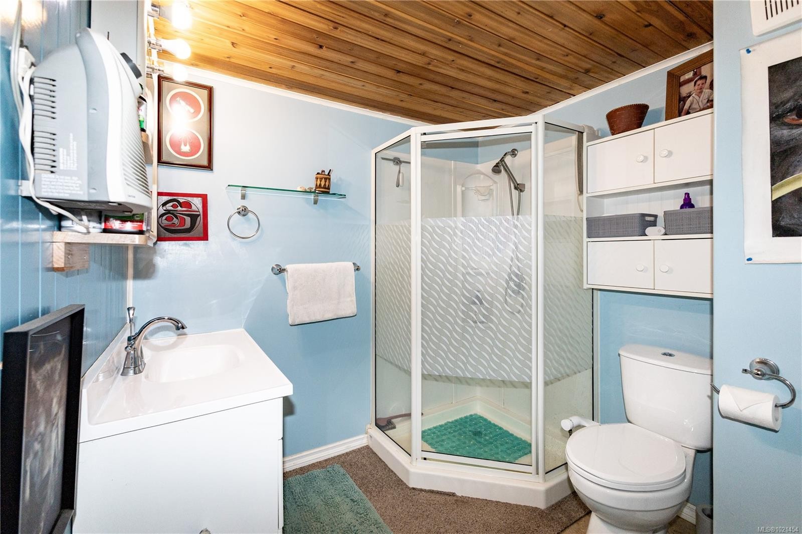 1877 Mountview Dr, Sayward, BC