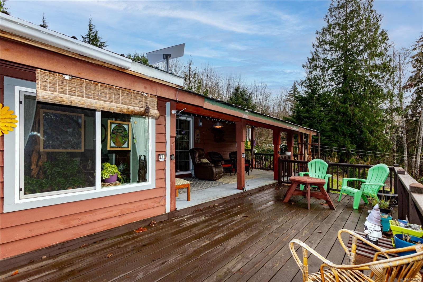 1877 Mountview Dr, Sayward, BC