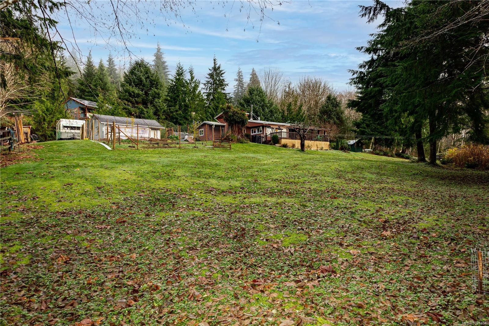 1877 Mountview Dr, Sayward, BC