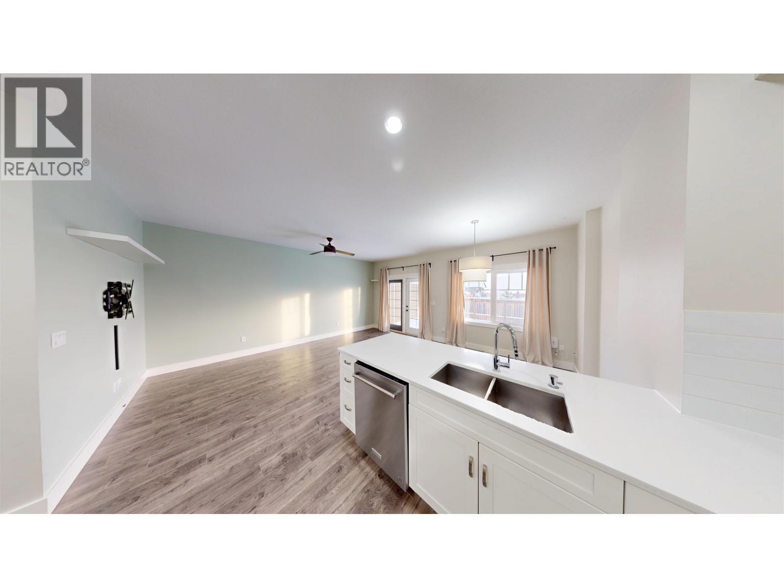 8207 81A Street, Fort St. John, BC - Indoor