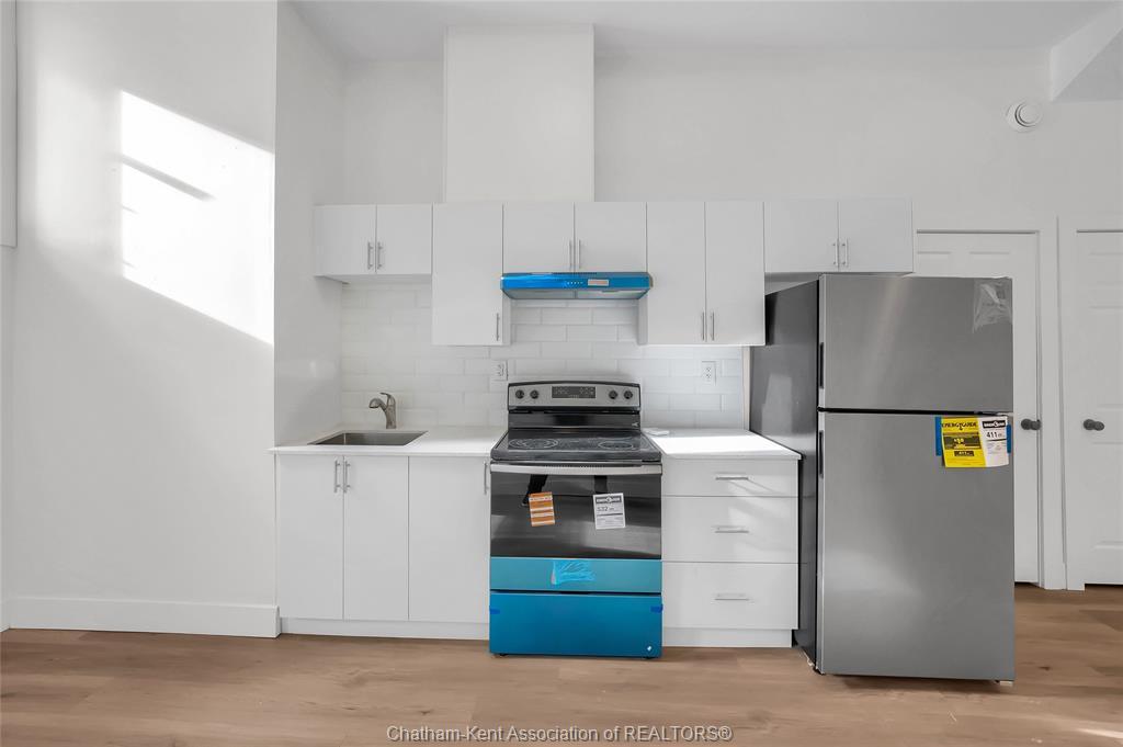 2-131 Main Street, Dresden, ON