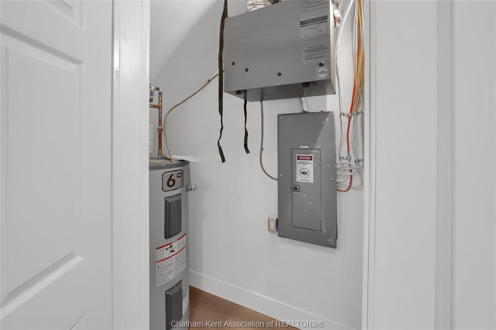 2-131 Main Street, Dresden, ON