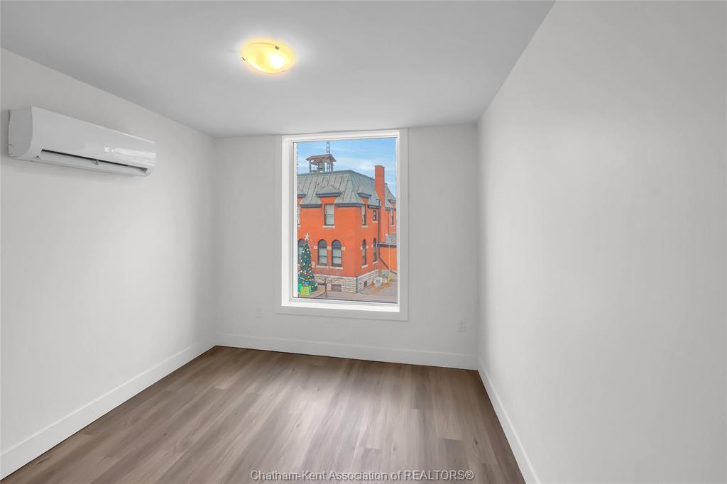 4-131 Main Street, Dresden, ON