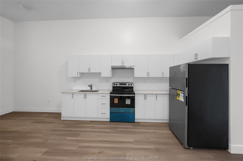 4-131 Main Street, Dresden, ON