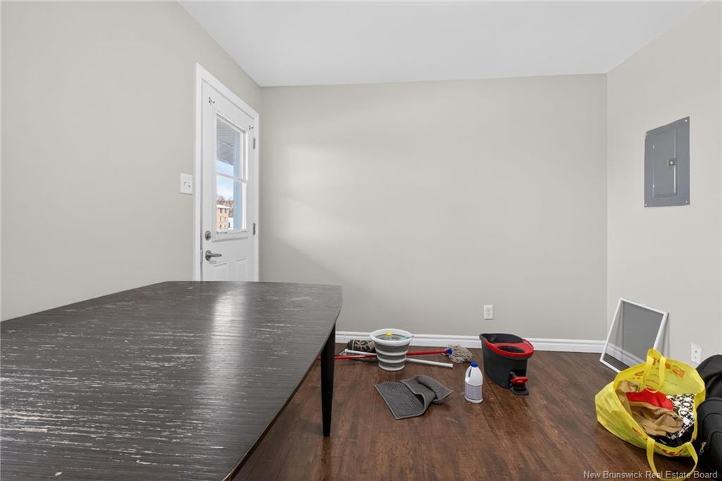 725 Univesity Dr, Bathurst, NB