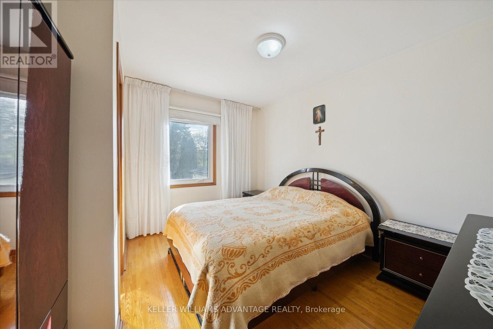 63 Boem Avenue, Toronto, ON - Indoor Photo Showing Bedroom