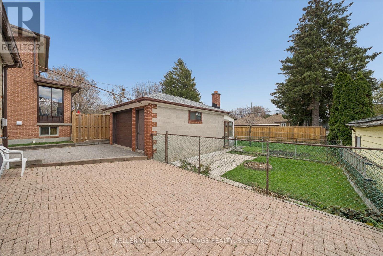 63 Boem Avenue, Toronto, ON - Outdoor