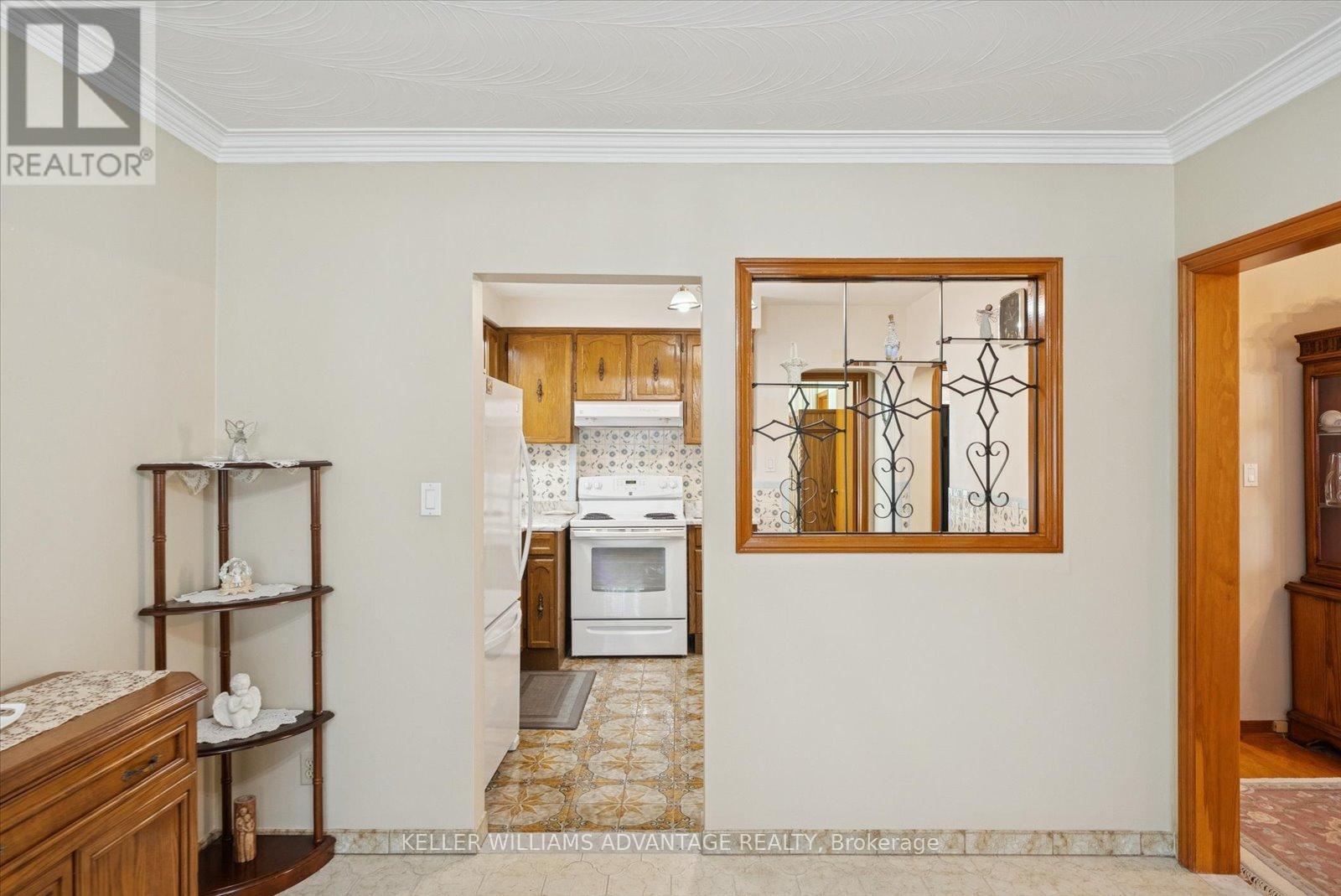 63 Boem Avenue, Toronto, ON - Indoor