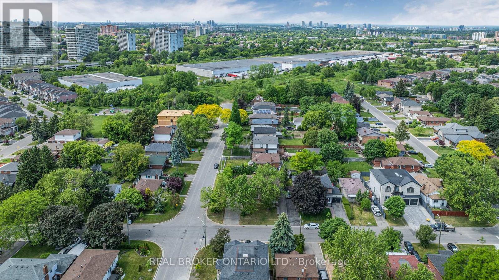 82 Minerva Avenue, Toronto, ON - Outdoor With View