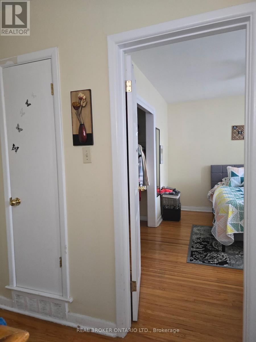 82 Minerva Avenue, Toronto, ON - Indoor