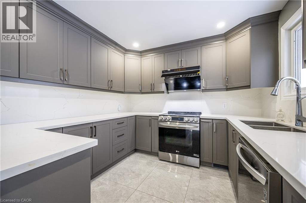 14 Schofield Drive, Kitchener, ON - Indoor Photo Showing Kitchen With Double Sink
