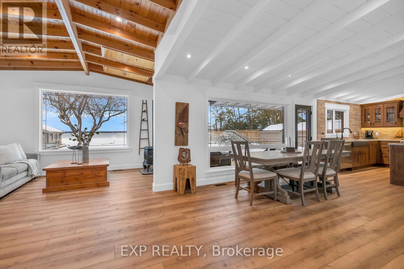 621 Duclos Point Road, Georgina, ON - Indoor