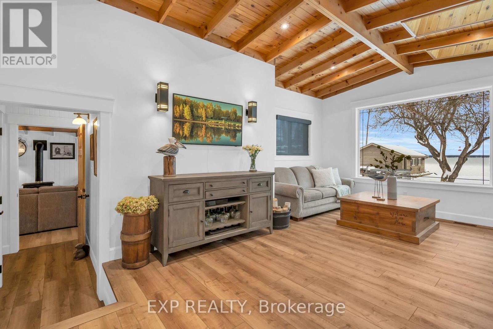 621 Duclos Point Road, Georgina, ON - Indoor